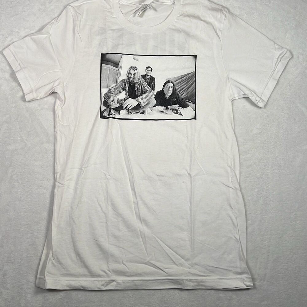 Nirvana photo portrait double sided concert release band T-shirt NWOT Men Medium